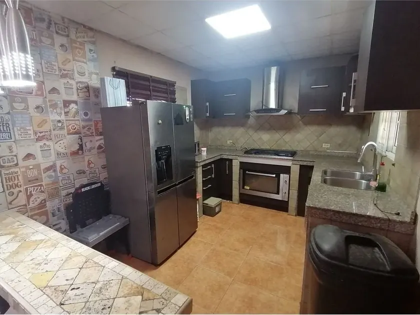 Pet friendly full house. Unbeatable price! - Image 1