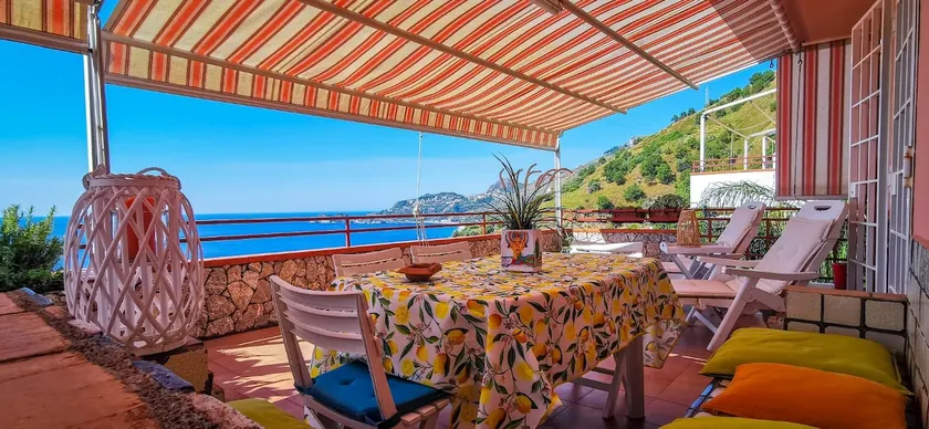 The artist´s house- 10 minutes away from Taormina - Image 1