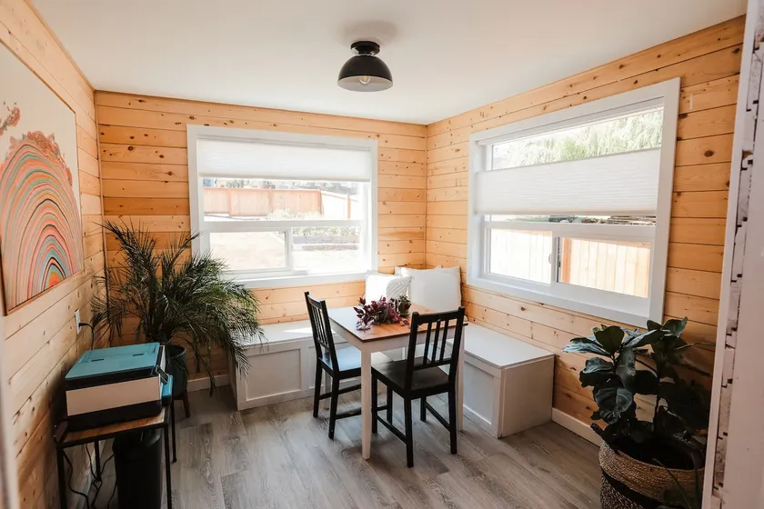 Cozy & Pet- Friendly|Fenced in yard near downtown - Image 1