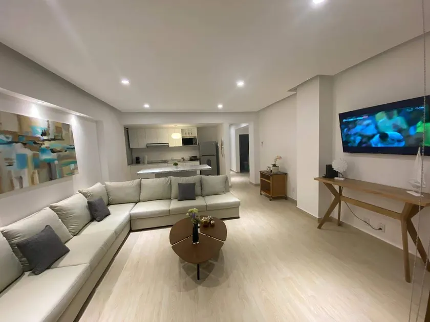 Lovely apartment in an excellent location - Image 1