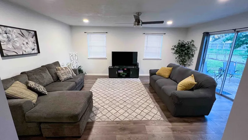 Very affordable Great Home Away from Home - Image 1