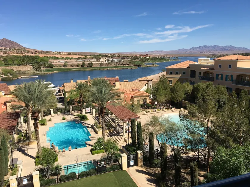 Spectacular 3bdrm, 3ba Lake Las Vegas Condo - Image 1