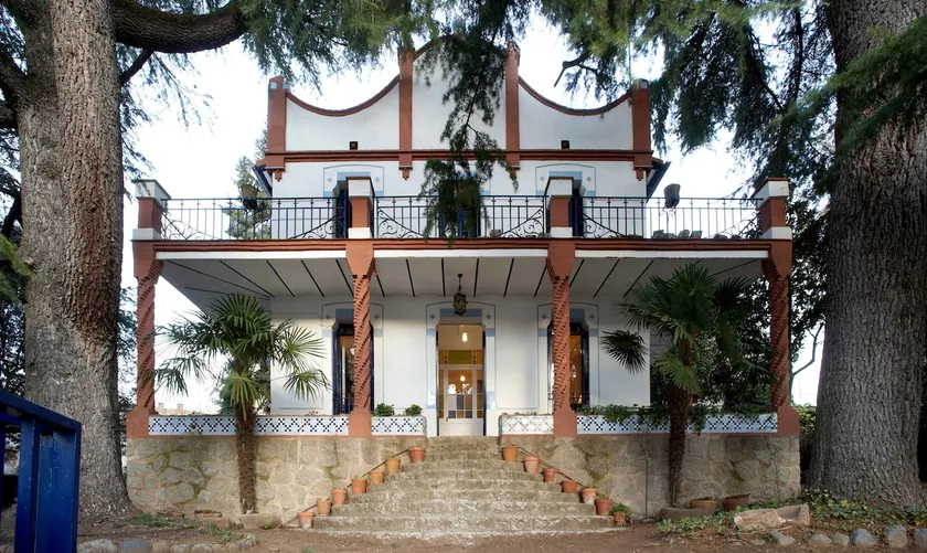Can Calixto Petit Modernist Villa in Aiguafreda - Image 1