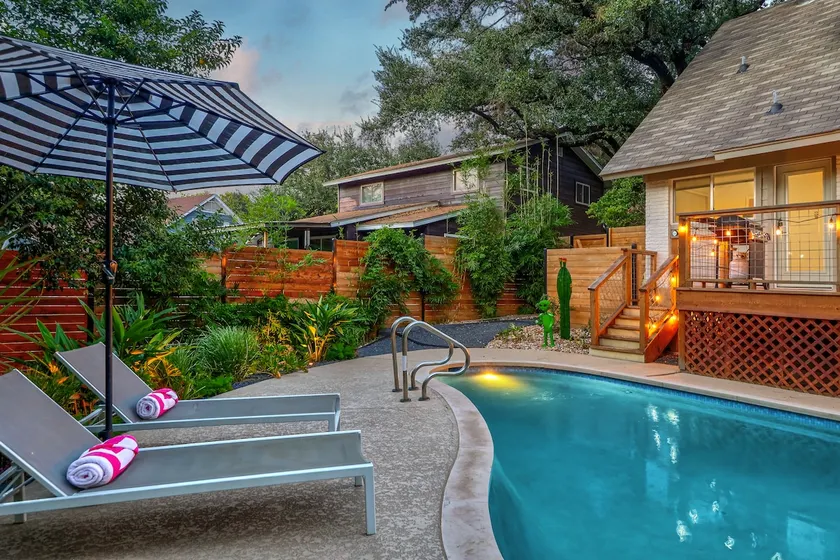 Pool, 2 Miles to Downtown | Bachelorette Favorite - Image 1