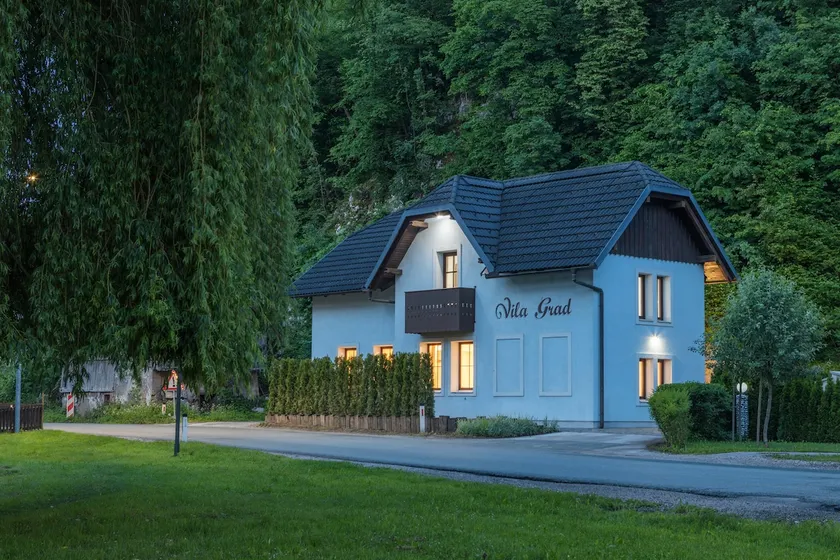 ☀Entire Villa below Bled castle☀ freeBikes & Sauna - Image 1