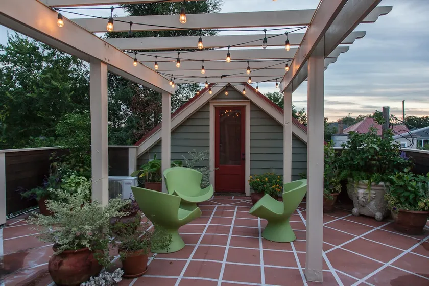 Roof Terrace Oasis - Image 1