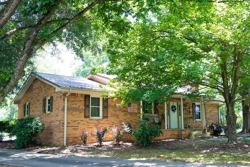 Entire house, Country Setting, Carrollton, near I-20 - Image 1
