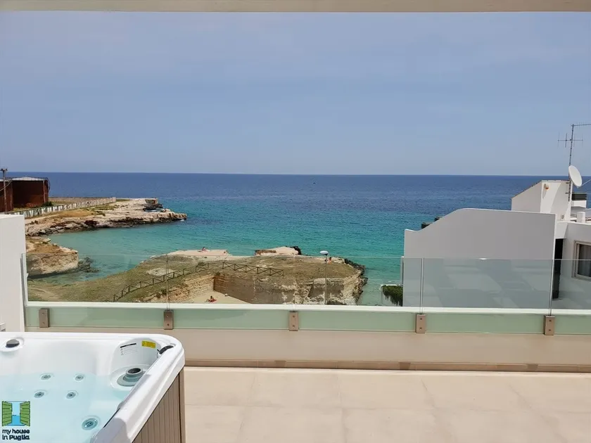 Anna Apartment's Luxury In Front Of The Sea - Image 1