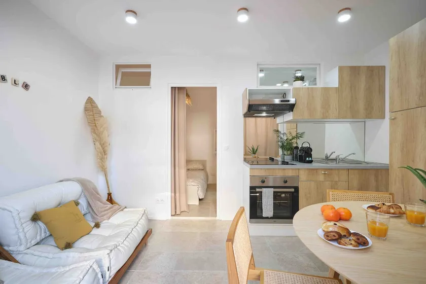 Adorable｜1 bedroom｜Garden and air conditioning - Image 1