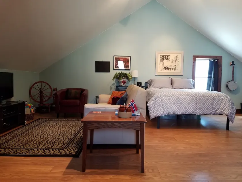 The Loft on Lloyd - Image 1