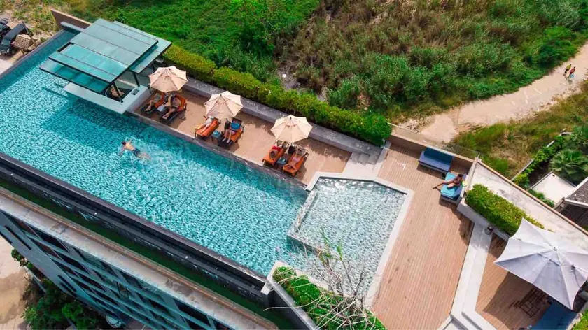 1 bedroom infinity pool at Surin beach - Image 1