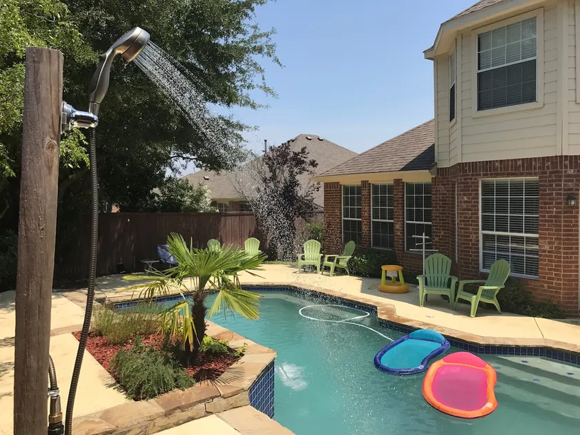 Spacious house 4BR/3,5BA + pool/spa near DFW - Image 1