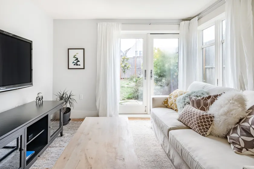 Quiet Inner Sunset Apartment in Edwardian House - Image 1
