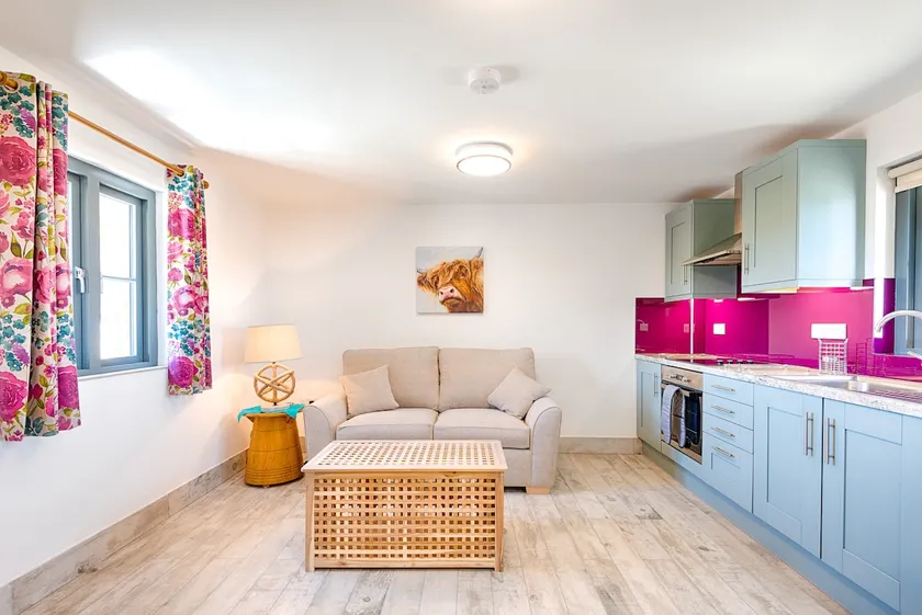 Grassholm Cottage with Hot Tub - Dog Friendly - Image 1