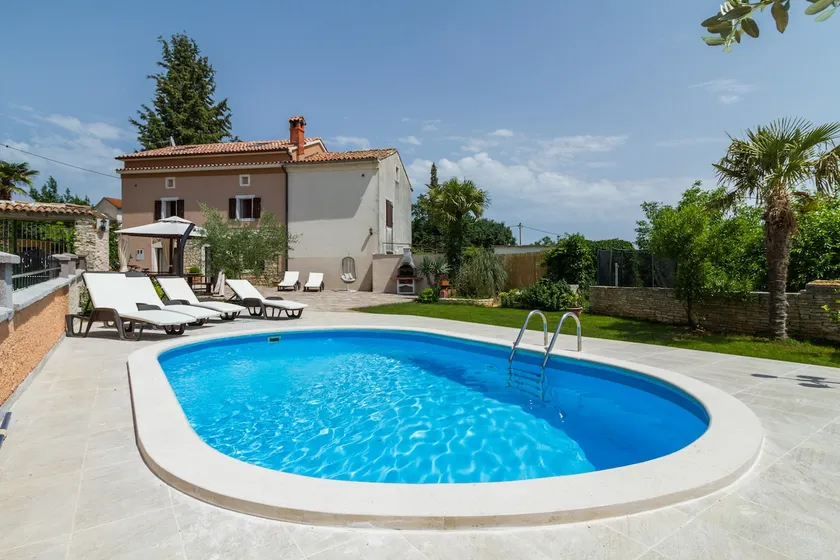 Villa Olden, traditional stone house - Image 1
