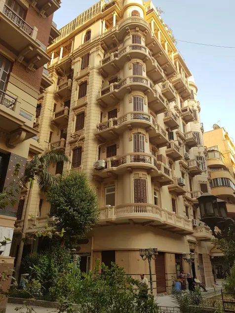 Downtown Cairo oasis - Image 1