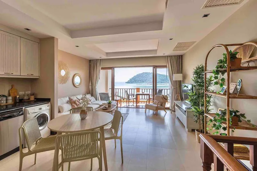 Deluxe Duplex Apartment with breathtaking views - Image 1