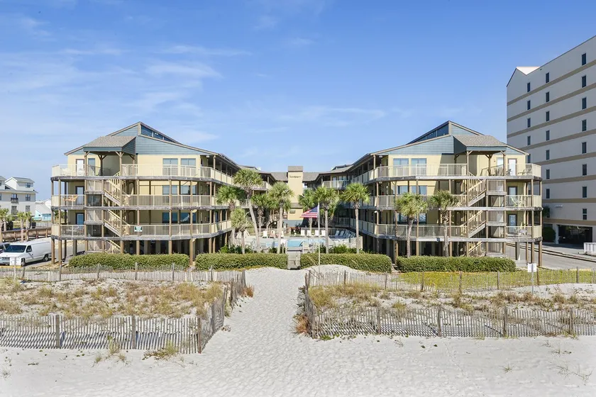 Sandpiper 7-C ON the BEACH- Smart TVs - Image 1