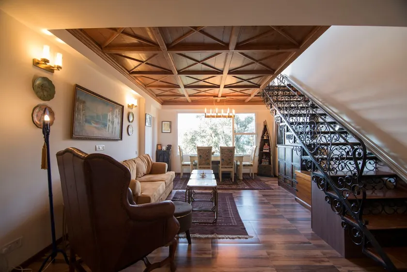 3 Bedroom Modern Lakeview Villa in Nainital - Image 1