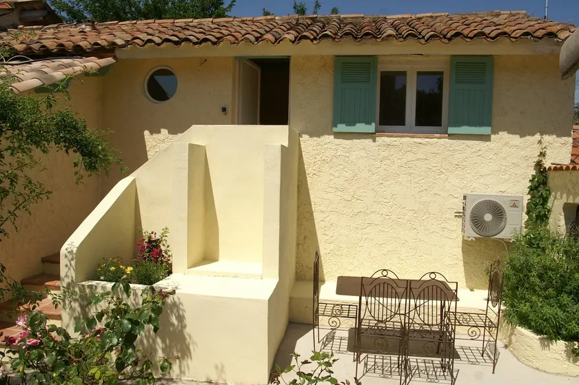 Maisonnette Provençale à Aubagne - Image 1