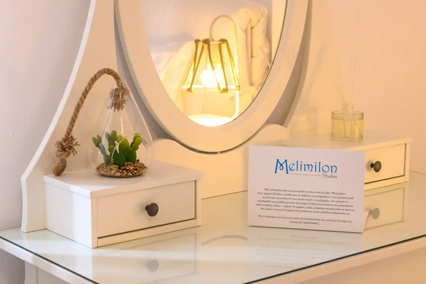 Melimilon studio (A) - 30 meters from the beach. - Image 1