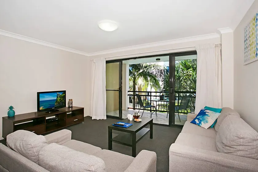 1 Bedroom Apartment Sandcastles - Min 5 Nights + - Image 1