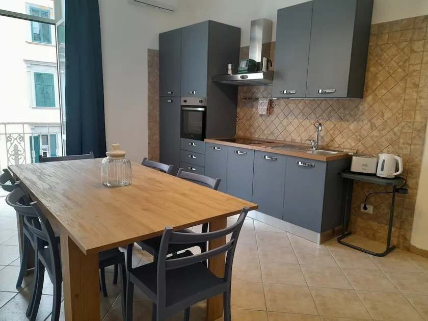 CX Naples Centrale - Image 1
