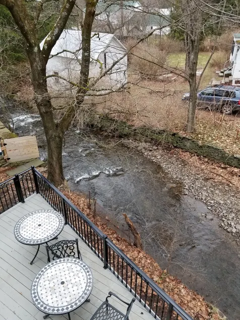 Dragonfly 55 Lodging - Brookside on Main - Image 1