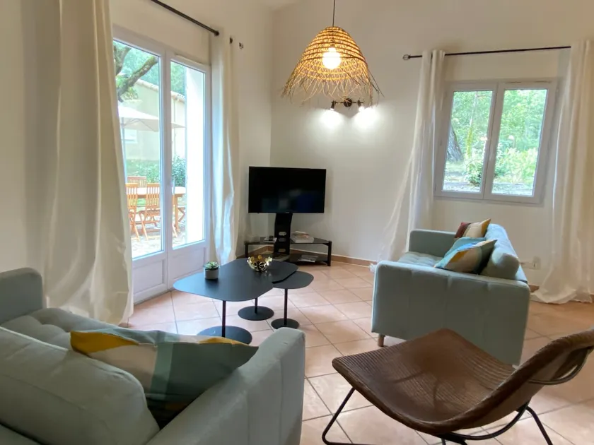 Valaurie, 80 m2 villa, 4 bedrooms. Garden. Pool. - Image 1