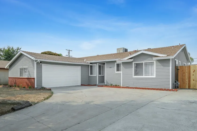 Upgraded 3B/2Bth Great Access to All You Need - Image 1