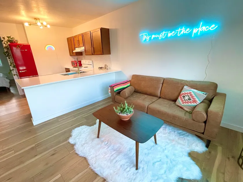 Retro Casita + Prime Location near UofA & 4th Ave - Image 1