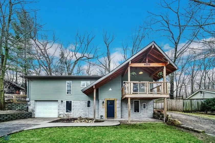 Modern Indiana Beach Home Near Lake Michigan - Image 1