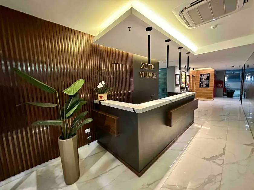2 Bedrooms Zetta Village Airport Building - Image 1