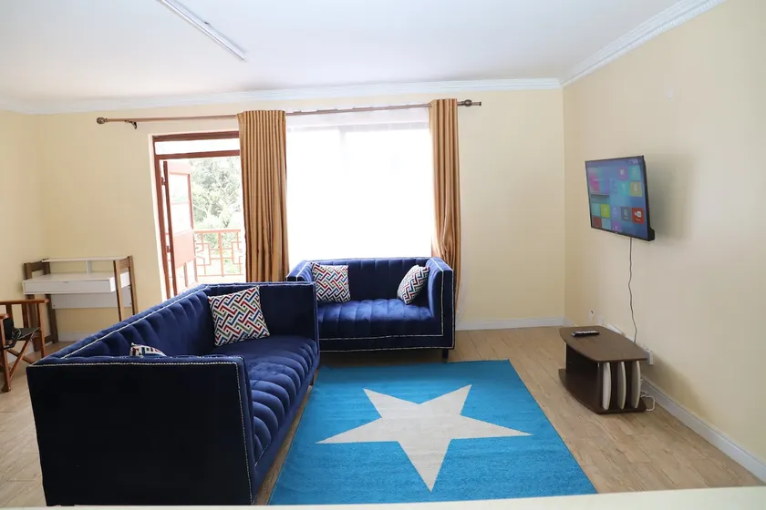 Delightful 1 Bed Haven, Pool View, Gym & Sauna - Image 1