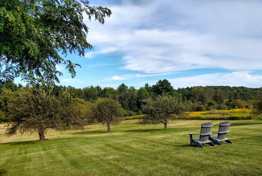 Home Suite Home in Cornwall, Minutes from Midd! - Image 1