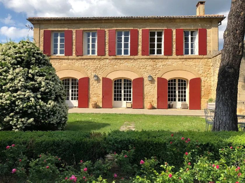 Aix-en-Provence / 18th century Bastide Jouques - Image 1