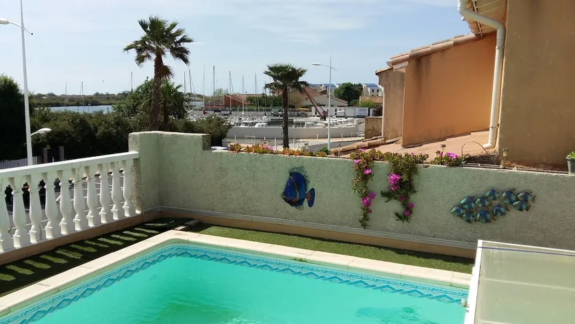 76 m² apartment – 4/6 people – private pool – air conditioning - Image 1