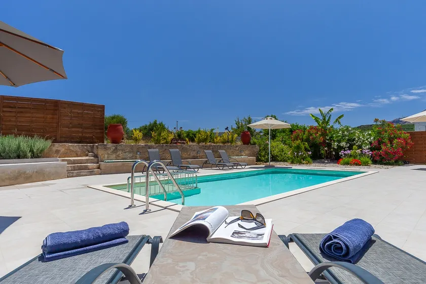 Calm,privacy, private pool at Trialonialuxuryvilla - Image 1