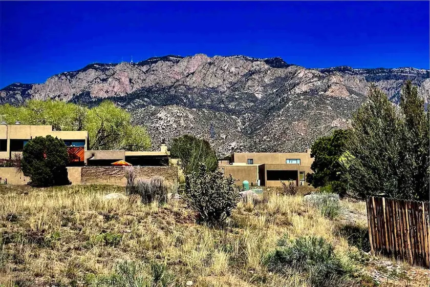 Tramway Vista, amazing views in the ABQ foothills - Image 1