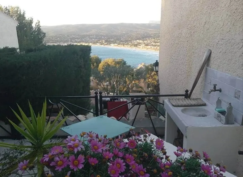ST-CYR - Studio avec balcon, vue mer et proche plage - Image 1