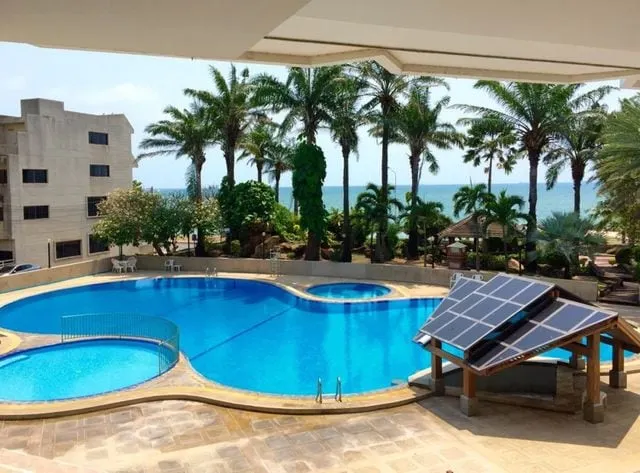 The Beach Suite 64 Sqm, Ocean View, 11th Floor - Image 1
