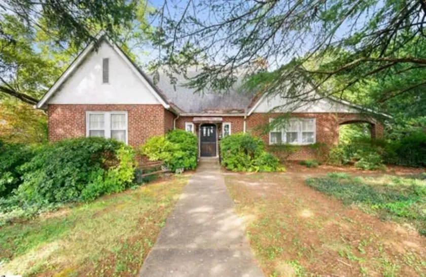 Welcome To Downtown Pickens close to Clemson and Lake Keowee - Image 1
