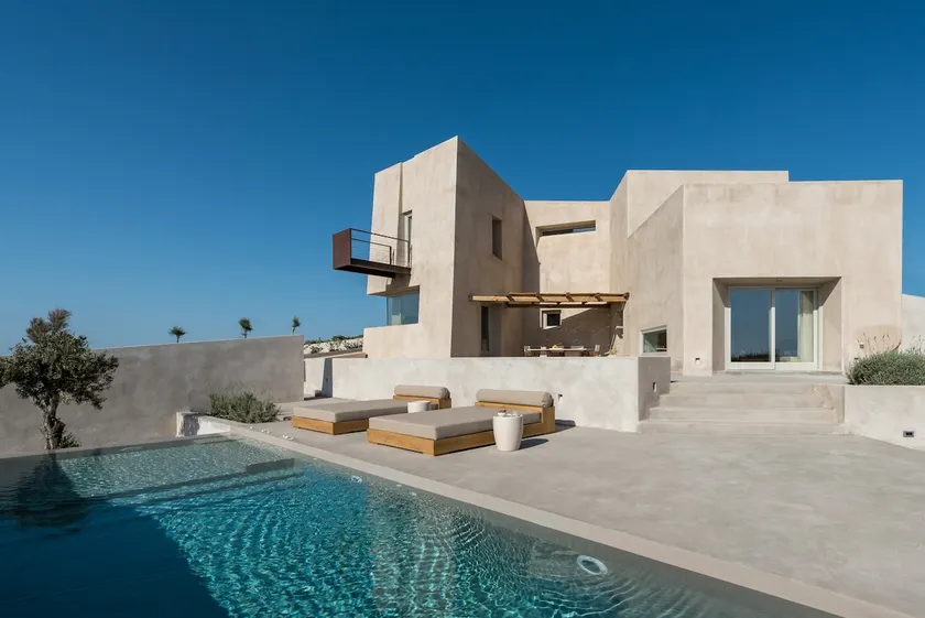 King Albus Luxury Villa with Private Pools and Sunset View - Image 1