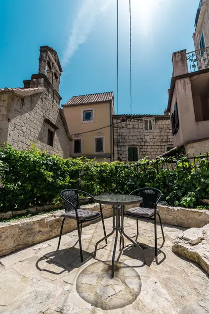 St.Luka Apartmant - Image 1