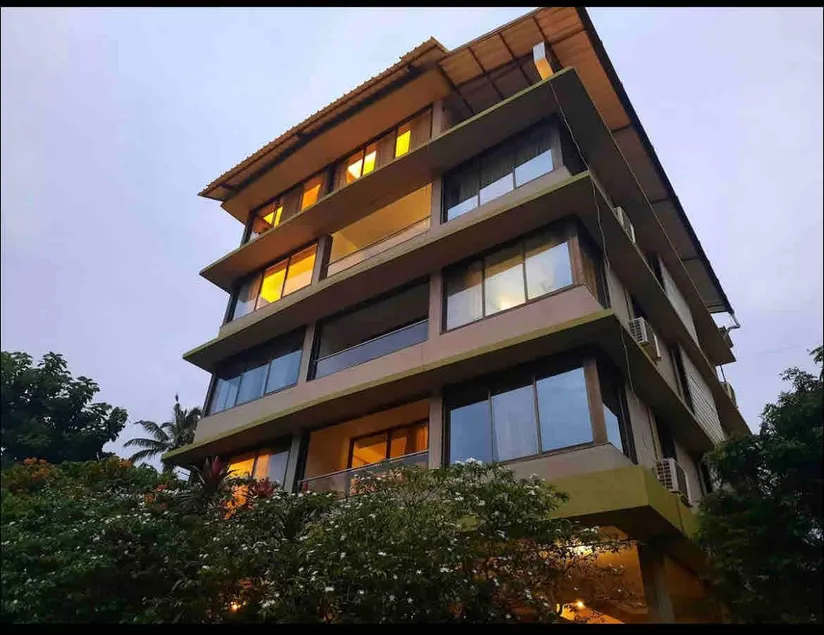 1bhk Apartment - Beachside - Image 1