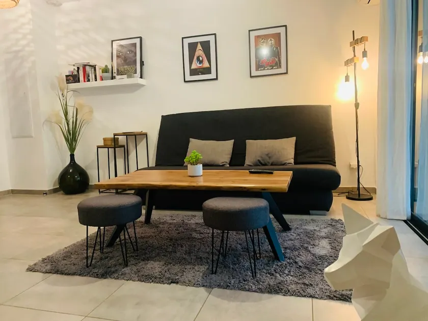 T3 67 m² air-conditioned apartment with 100 m² garden, ideal for a family  - Image 1