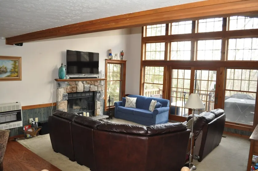 EASTSKY CHALET - Comfort, Privacy, Knockout Views! - Image 1