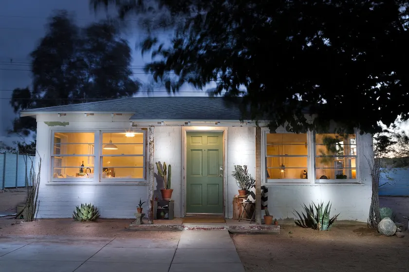 Joshua Tree Villager | Soak Under The Stars - Image 1