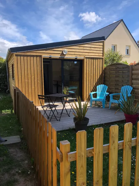 Le Petit Chalet de la Plage - Terrasse & Jardinet - Image 1