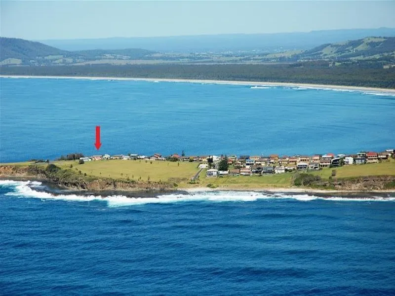 Panoramic ocean views throughout - Image 1